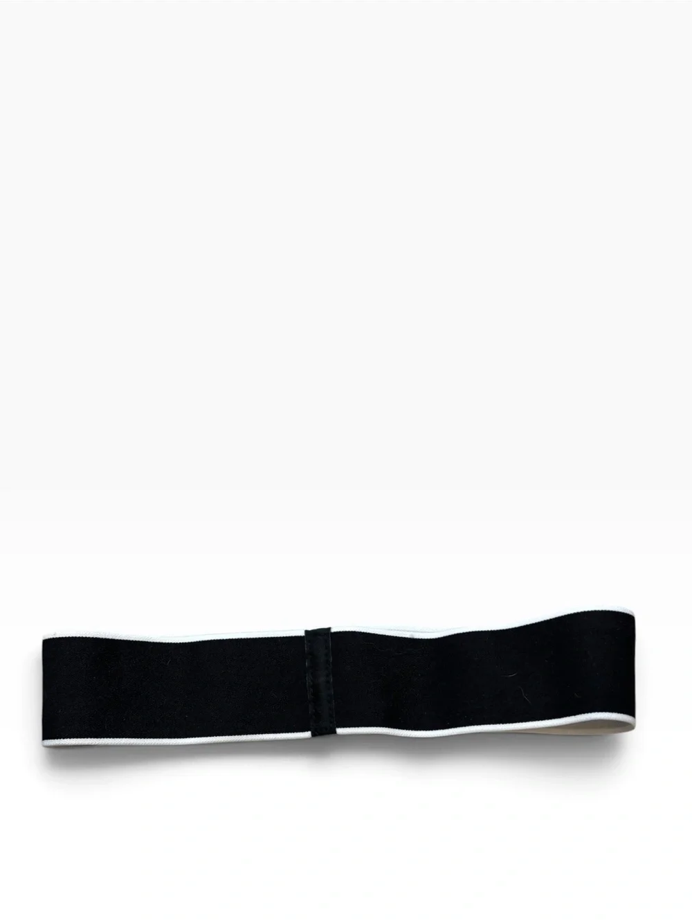 Black and White Ladies Nike Headband